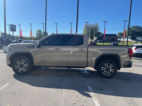 Used 2022 GMC Sierra 1500 AT4 w/ AT4 Premium Package image 6