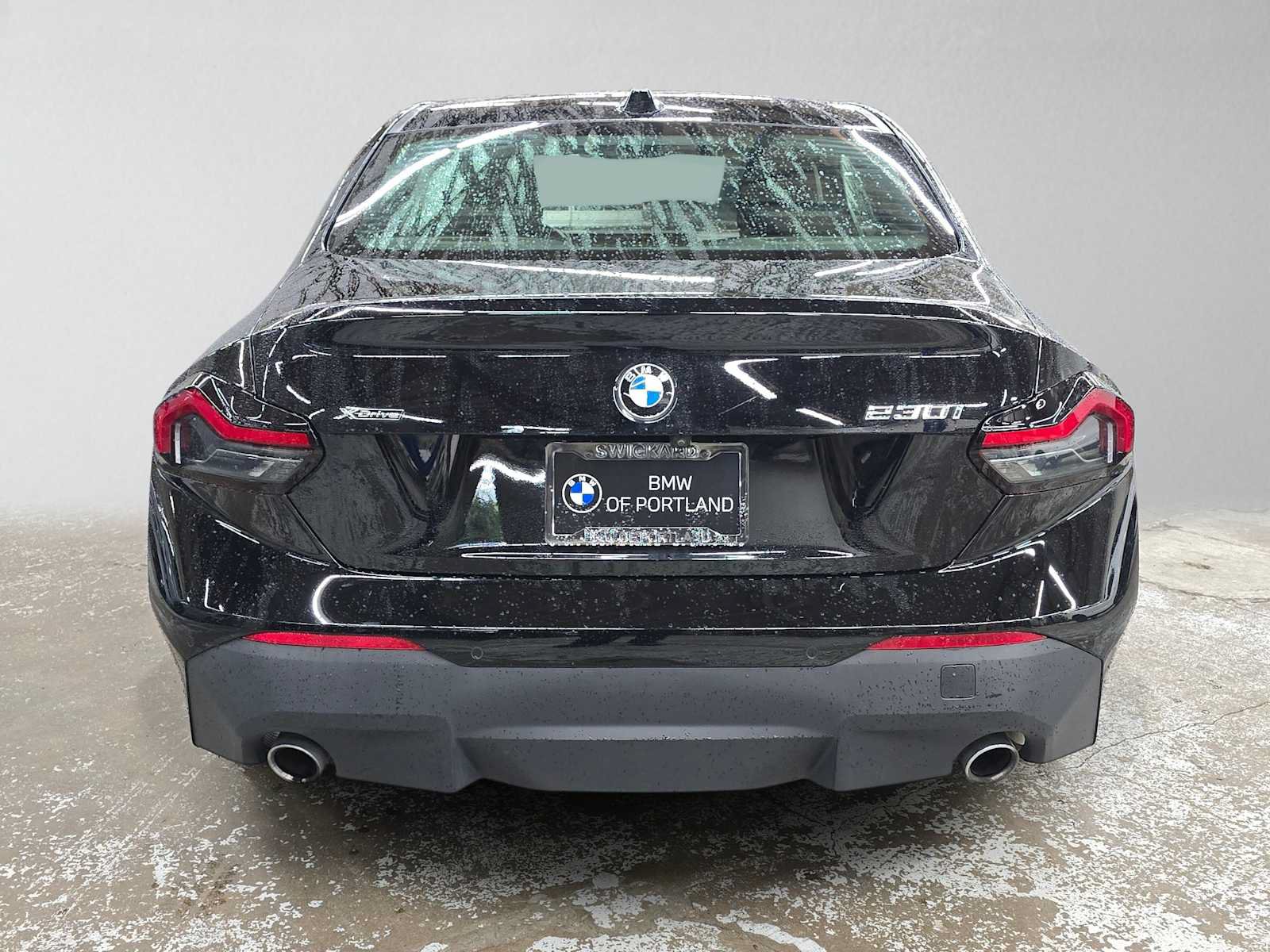 Used 2023 BMW 230i xDrive Coupe w/ Convenience Package AWD/4WD image 4