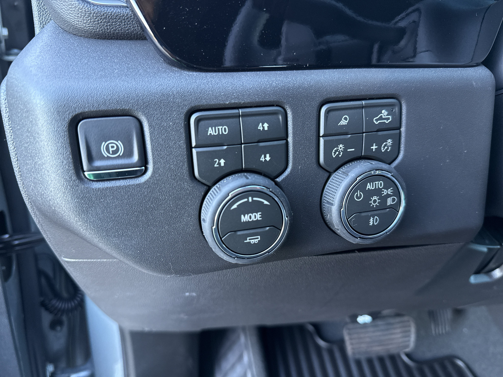 New 2026 Chevrolet Silverado 1500 RST w/ Safety Package AWD/4WD image 18