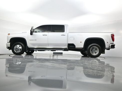 Used 2021 Chevrolet Silverado 3500 High Country image 53