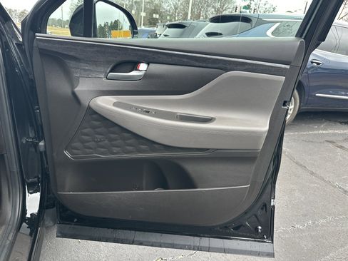 Used 2019 Hyundai Santa Fe SEL image 15