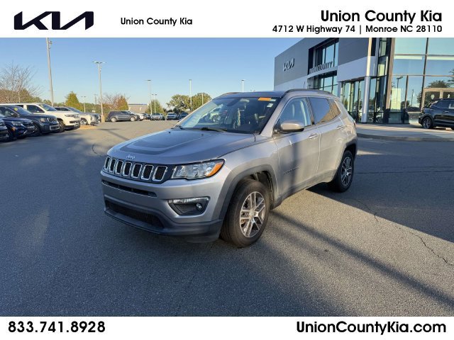 Used 2018 Jeep Compass Latitude w/ Popular Equipment Group FWD image 1