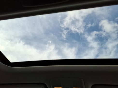 Used 2023 MAZDA CX-9 Touring image 10