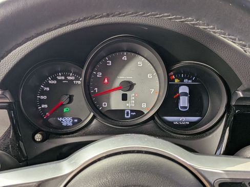 Used 2020 Porsche Macan S AWD/4WD image 14