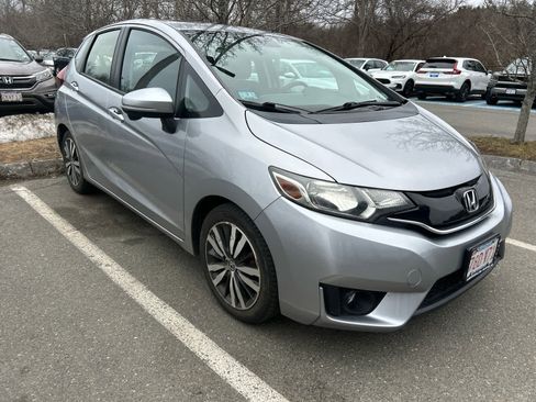 Used 2017 Honda Fit EX image 3