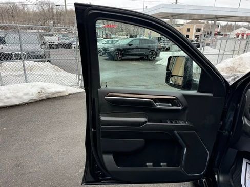 Used 2024 GMC Sierra 1500 Elevation w/ Max Trailering Package image 10