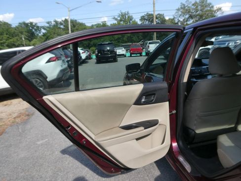 Used 2014 Honda Accord LX image 26