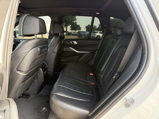 Used 2022 BMW X5 xDrive45e w/ Luxury Seating Package AWD/4WD image 27