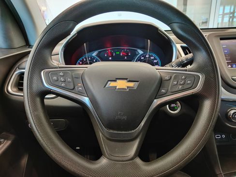 Used 2020 Chevrolet Equinox LT AWD/4WD image 13