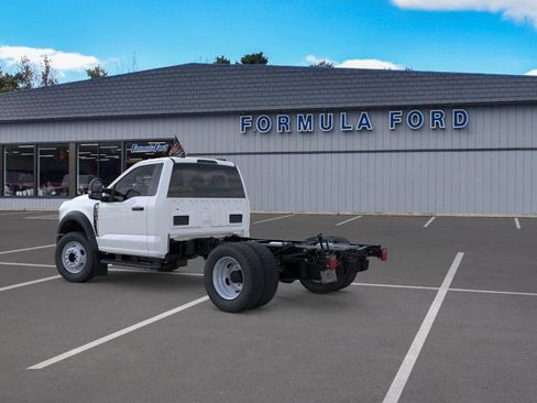 New 2026 Ford F550 4x4 Regular Cab Super Duty image 4