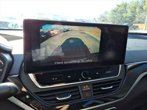 Used 2024 Nissan Altima 2.5 SR w/ SR Premium Package image 25