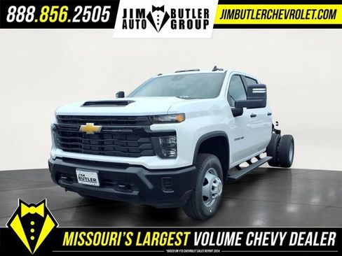 New 2026 Chevrolet Silverado 3500 W/T w/ WT Convenience Package AWD/4WD image 1