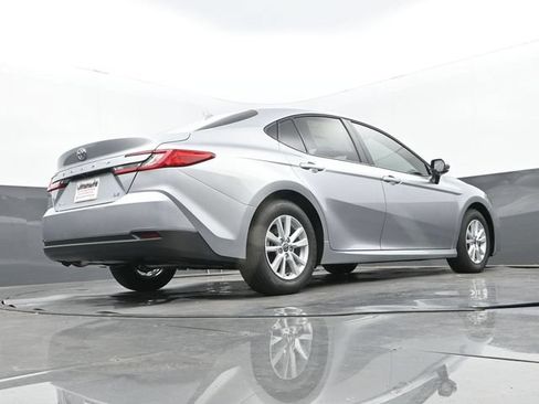 New 2026 Toyota Camry LE FWD image 24