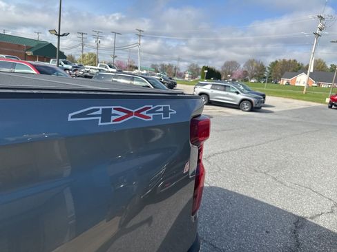 Used 2020 Chevrolet Silverado 1500 LT w/ All-Star Edition image 9