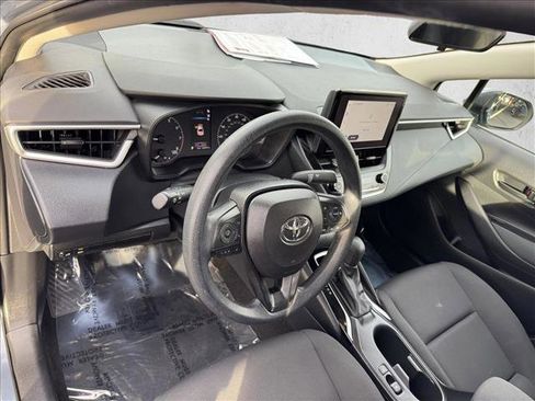 Used 2023 Toyota Corolla LE image 11