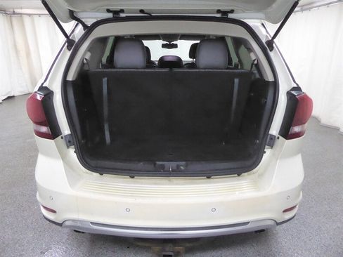 Used 2015 Dodge Journey Crossroad w/ Flexible Seating Group image 34