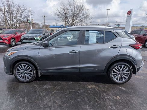 Used 2024 Nissan Kicks SV image 4
