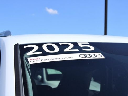 Certified 2025 Audi Q5 Premium w/ Convenience Package AWD/4WD image 5