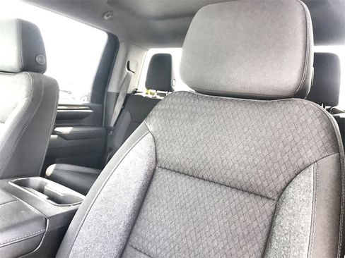 Used 2024 Chevrolet Silverado 2500 LT image 11