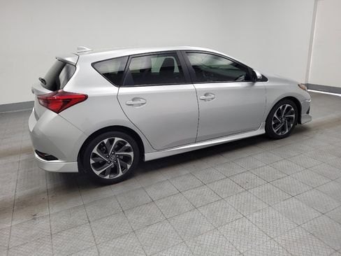 Used 2018 Toyota Corolla iM FWD image 10