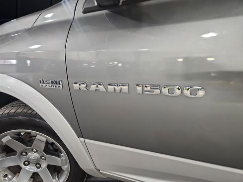 Used 2012 RAM 1500 Laramie AWD/4WD image 33