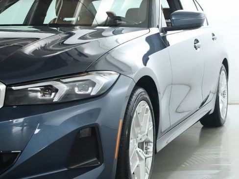 Used 2026 BMW 330i xDrive Sedan w/ Convenience Package AWD/4WD image 5