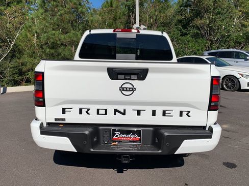 New 2026 Nissan Frontier SV image 4