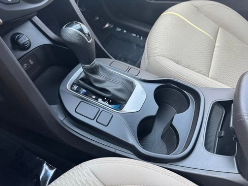 Used 2018 Hyundai Santa Fe Sport AWD/4WD image 19