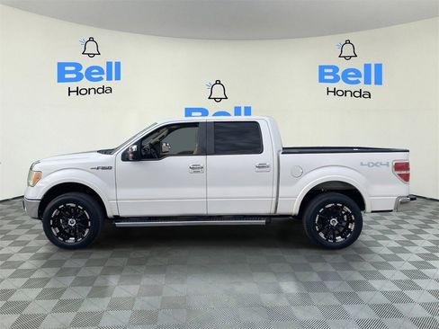 Used 2010 Ford F150 Lariat image 2