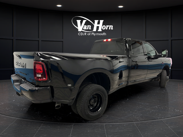 Used 2026 RAM 3500 Big Horn AWD/4WD image 7