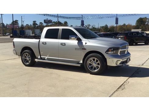 Used 2018 RAM 1500 Lone Star image 2