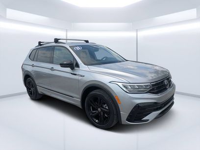 Used 2023 Volkswagen Tiguan SE R-Line