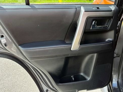 Used 2022 Toyota 4Runner SR5 image 16