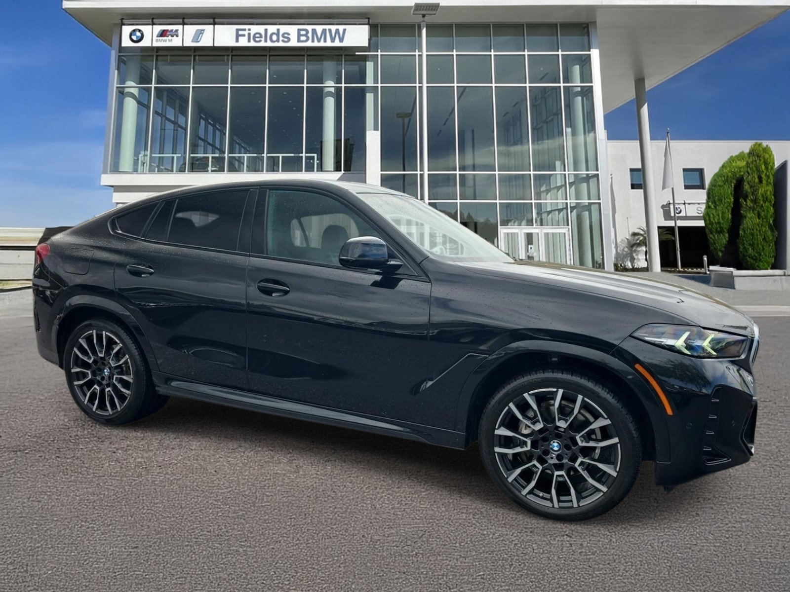 Certified 2024 BMW X6 xDrive40i AWD/4WD image 1