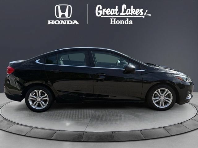 Used 2019 Chevrolet Cruze LT FWD image 7