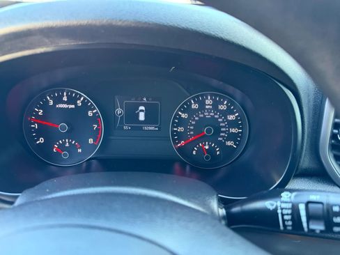 Used 2018 Kia Sportage LX FWD image 6