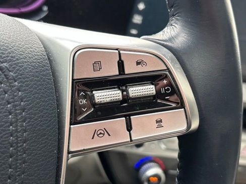 Used 2023 Kia Telluride EX w/ EX Captain's Chair Package image 14