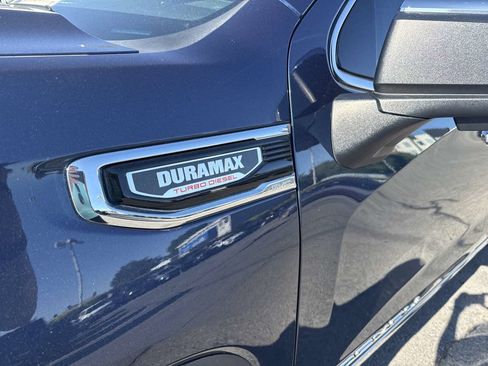 Used 2022 GMC Sierra 1500 Denali AWD/4WD image 11