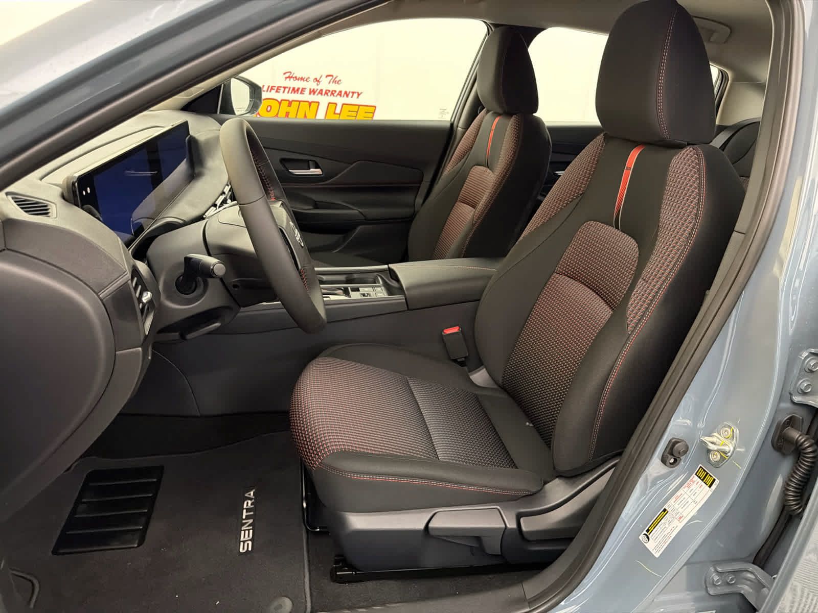 New 2027 Nissan Sentra SR w/ Floor Mat Package FWD image 14