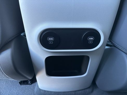 New 2025 Hyundai Ioniq 5 SEL image 10