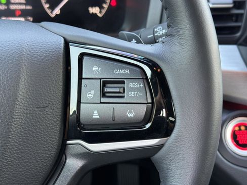 Used 2025 Honda Odyssey Sport-L image 23