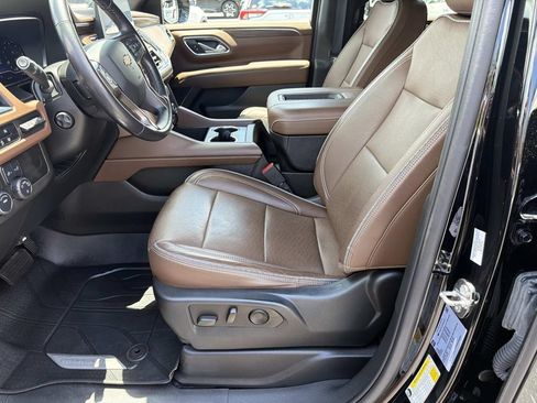 Used 2023 Chevrolet Tahoe High Country w/ Premium Package 2 AWD/4WD image 21