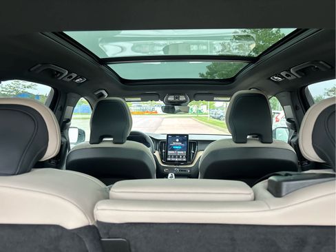 Used 2026 Volvo XC60 B5 Plus AWD/4WD image 17