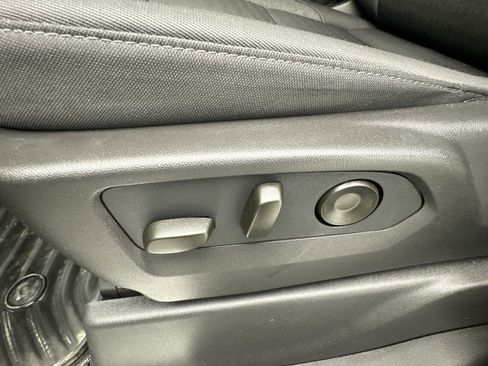 New 2026 Chevrolet Silverado 1500 LT image 14