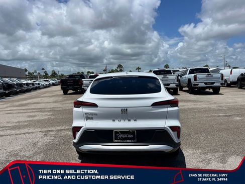Used 2025 Buick Envista Preferred w/ Convenience I Package FWD image 6