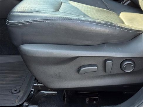 Used 2020 Subaru Forester Limited w/ Popular Package #3 image 13