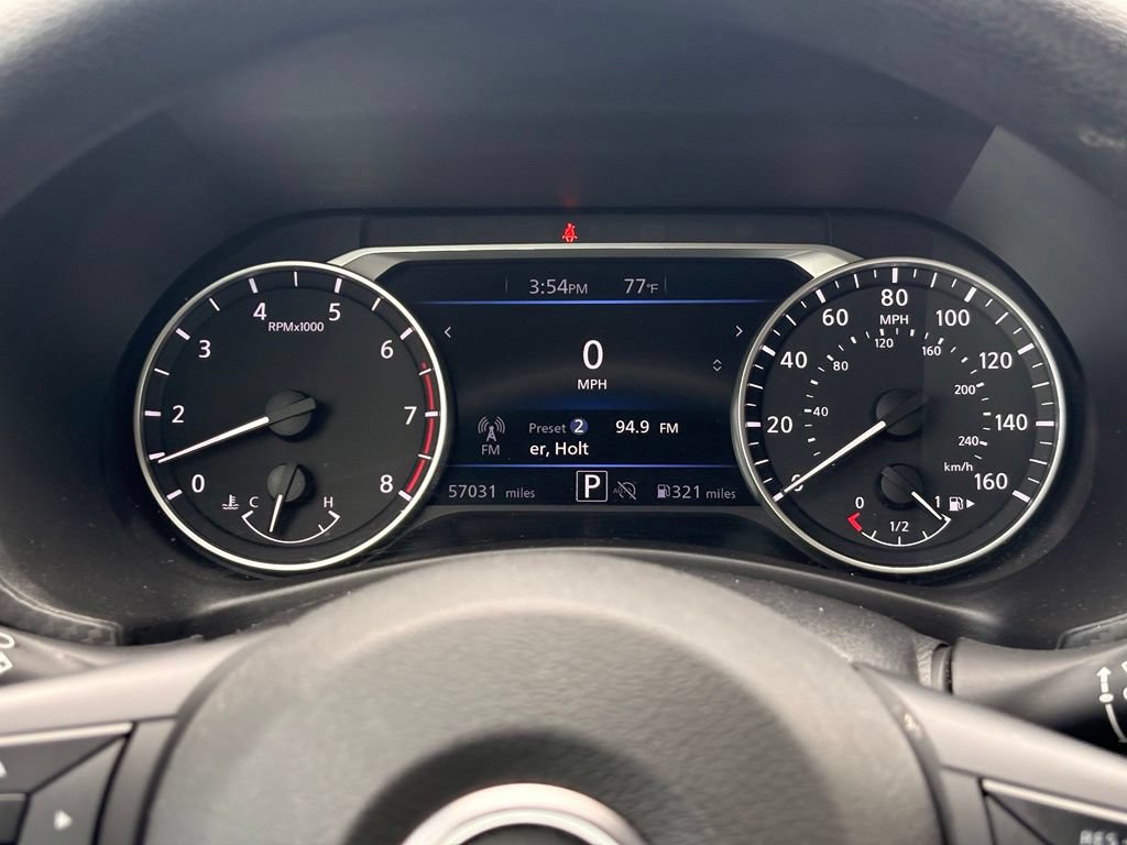 Used 2025 Nissan Sentra SV FWD image 14