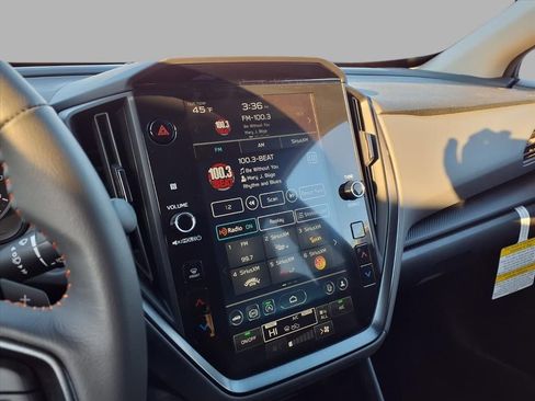 Certified 2025 Subaru Crosstrek 2.5i Limited w/ Crosstrek Mirror Package image 7