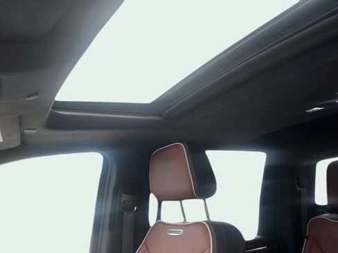 Used 2024 GMC Sierra 3500 Denali Ultimate image 23