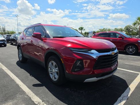 Used 2021 Chevrolet Blazer LT FWD image 3